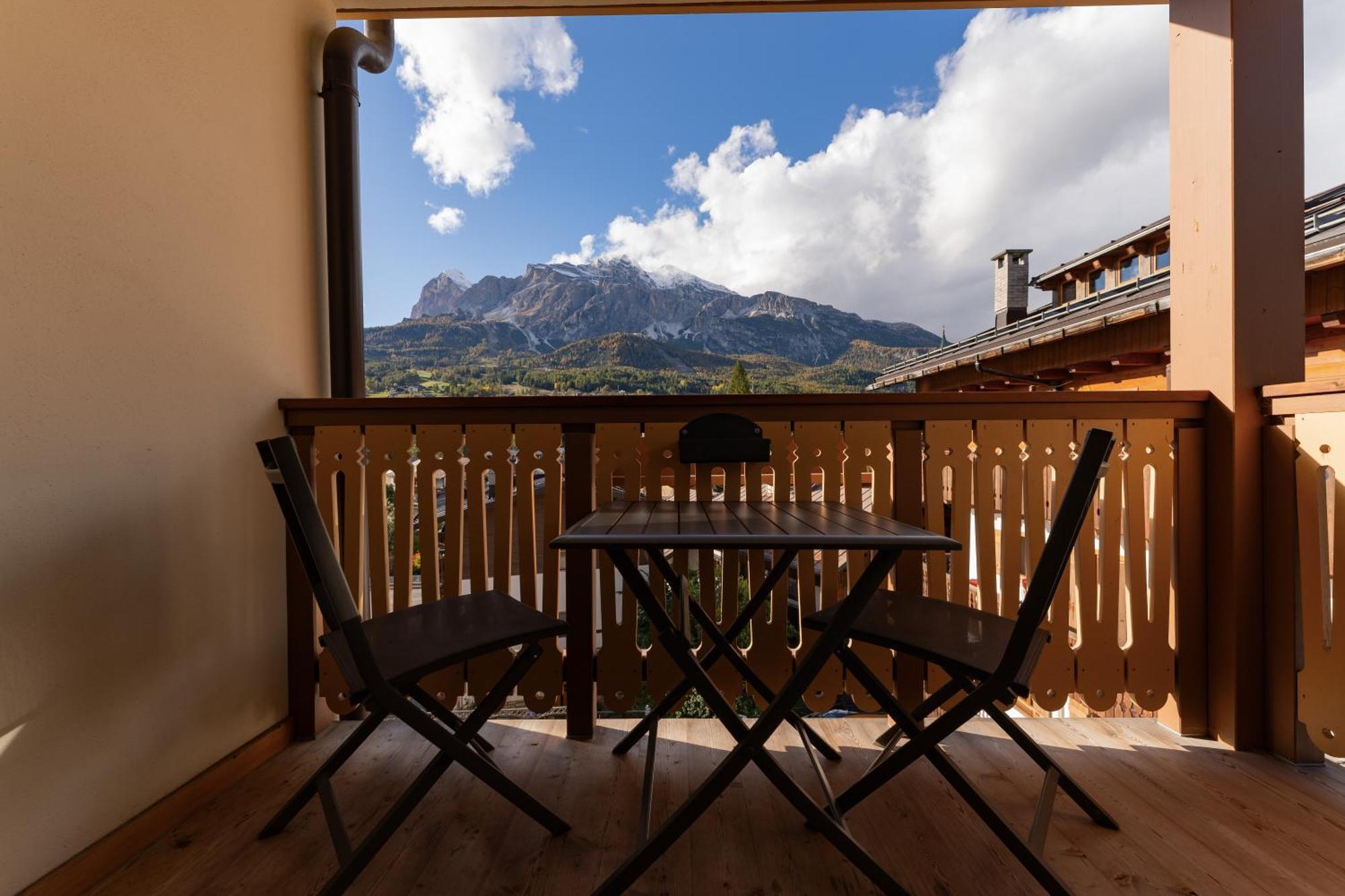 Hotel Villa Alpina ***S Cortina d'Ampezzo Luaran gambar