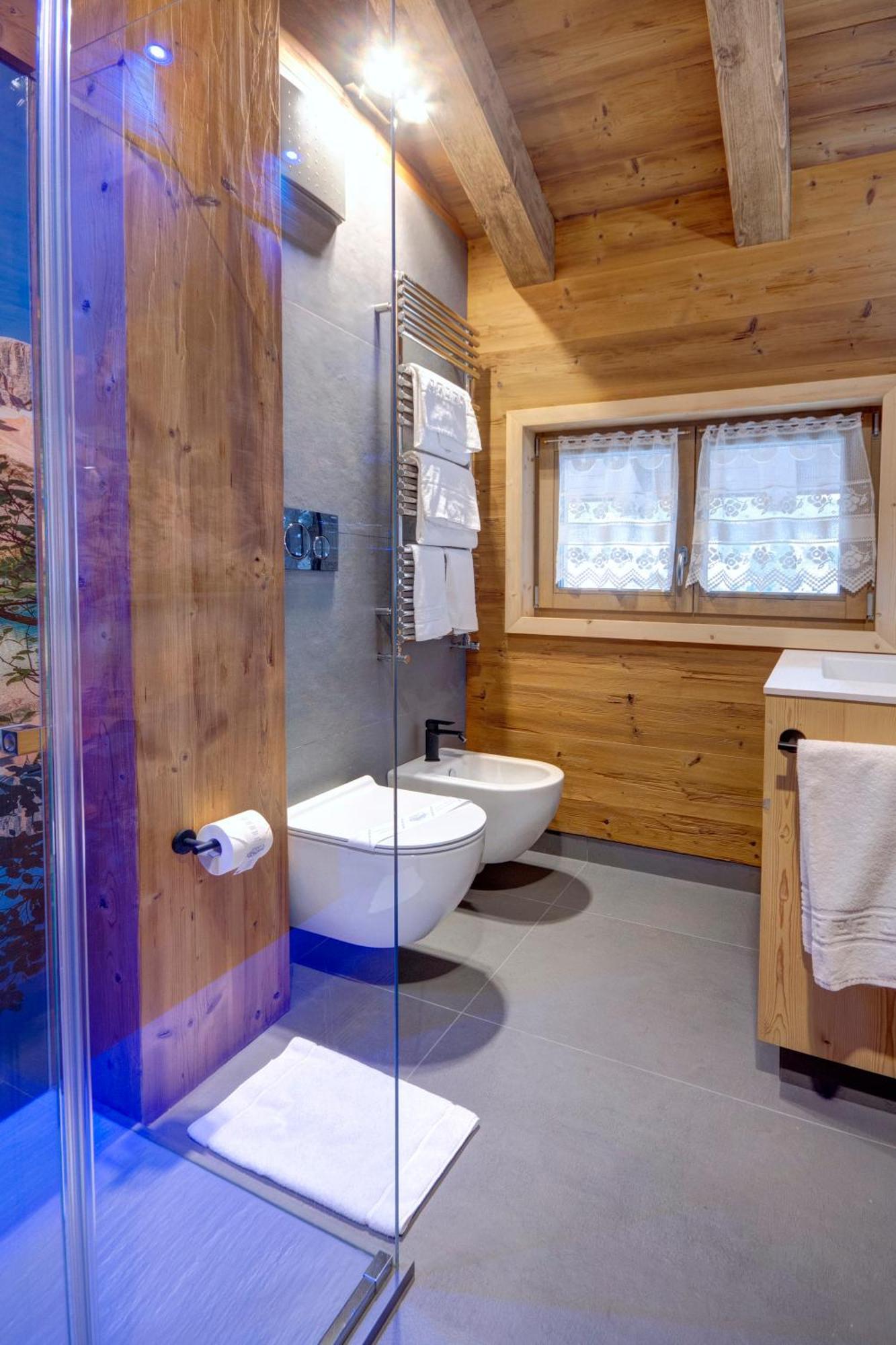 Hotel Villa Alpina ***S Cortina d'Ampezzo Luaran gambar