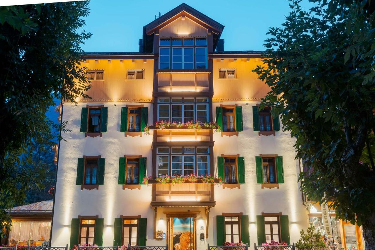 Hotel Villa Alpina ***S Cortina d'Ampezzo Luaran gambar